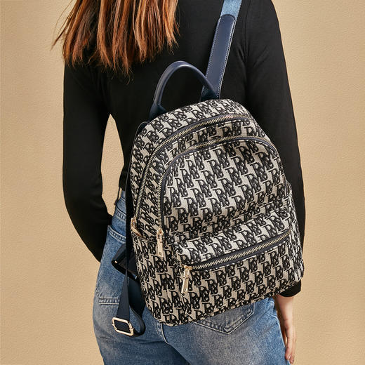 Safiya/索菲娅2023新款时尚轻便旅行背包双肩书包女大容量SF9160003Y 商品图4