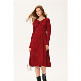 【严选】诗凡黎冬特色领型金属珍珠配饰设计针织连衣裙7E9393931