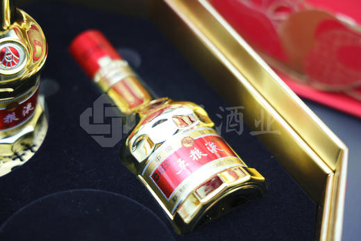 2023年中秋专卖店金装五粮液礼盒(50mlx2） 商品图2
