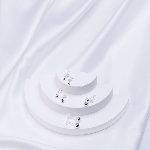 小银豆耳钉 商品图3