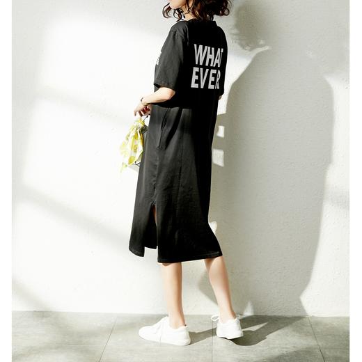 64825【现货款】字母休闲短袖连衣裙女中长款2023夏季新款宽松洋气过膝T恤裙 商品图3