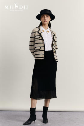 绵绵软软的毛衫里，藏着拥抱的温度