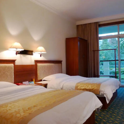 【暖冬旅居】到手￥1299起/单人7晚--瑞丽温泉花园酒店旅居度假套餐，2人起订，欧式风格庭院别墅度假，畅泡温泉，享“绿洲”热带雨林自然景观！ 商品图5