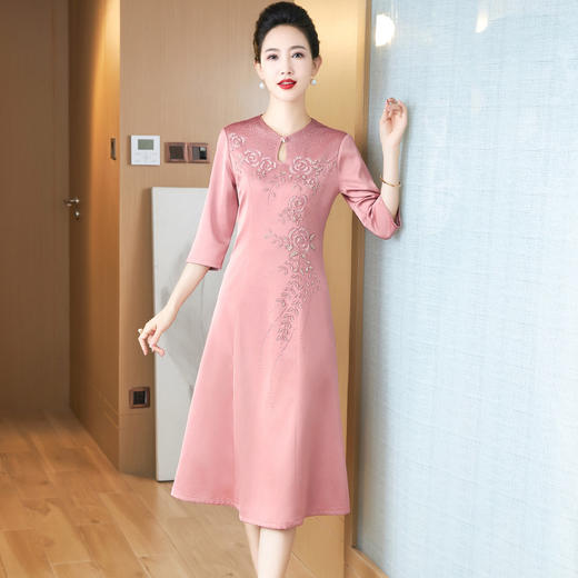 喜婆婆丈母娘嫁女儿妈妈装，婚宴礼服大摆遮肚显瘦连衣裙LC-2386 商品图3