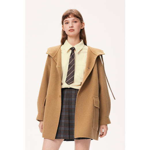 【严选】诗凡黎冬基础微宽松贴袋精致绣花衬衫SEA120741 商品图4