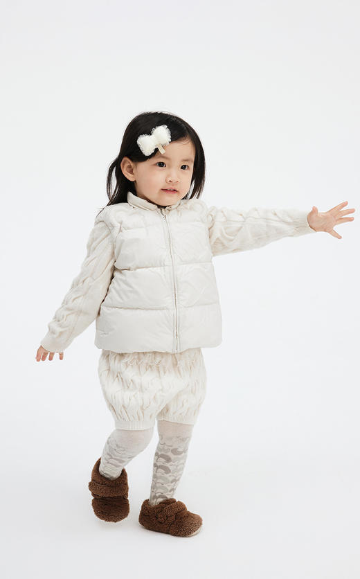 jnby  23年冬款  羽绒马甲 YN0C10500 商品图7