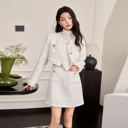 西遇小香风梭织外套秋冬新款米白色设计感宽松长袖短款上衣12138849 商品图3