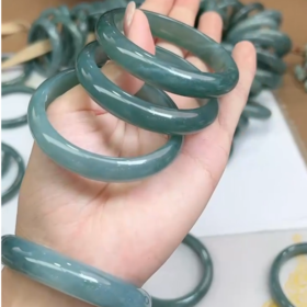 翡翠手镯