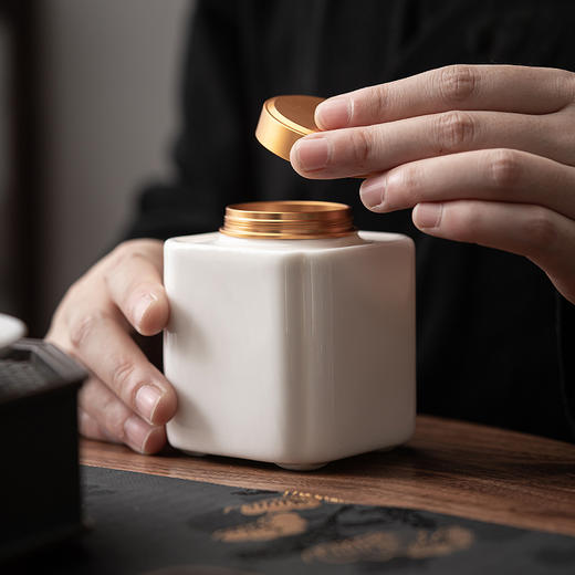白色方罐【单瓷 • 50g】30元 一个/满20个包邮 商品图1