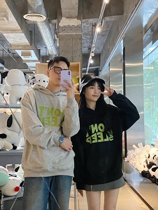 【YW】无忧购秋冬情侣款320g圆领宽松潮流时尚图案卫衣（截单后7天发货）25年清仓捡漏 商品图6