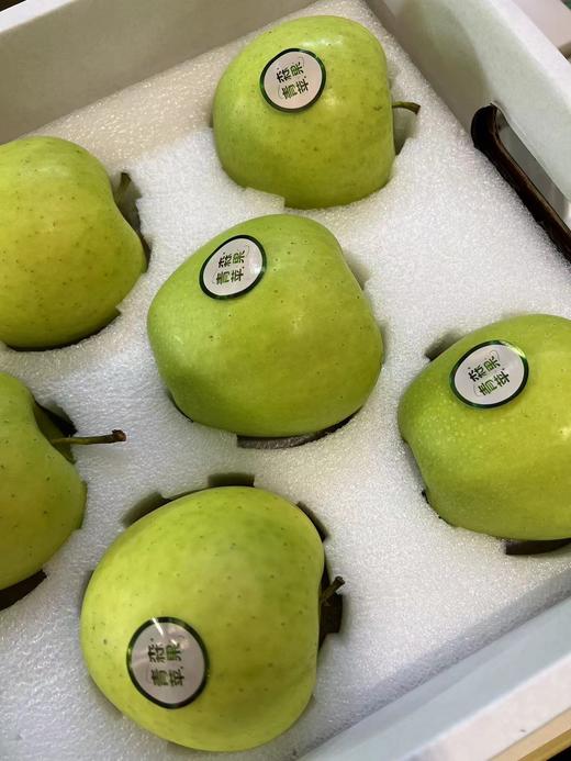 青森苹果（一箱8个） 商品图1