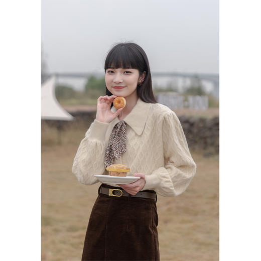 鹿向南《杏仁咖啡》杏色毛衣外套2023款娃娃领针织衫设计感上衣女 商品图2