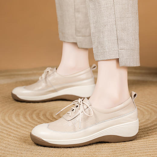 厚底真皮休闲妈妈鞋，新款系带压花舒适气质高帮鞋BZ-13AB 商品图4