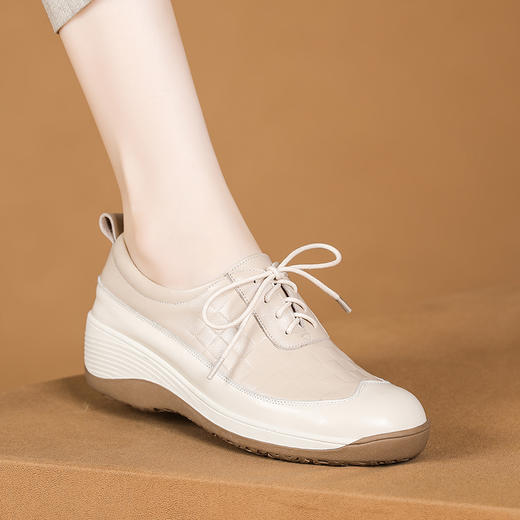 厚底真皮休闲妈妈鞋，新款系带压花舒适气质高帮鞋BZ-13AB 商品图1