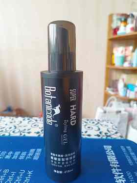 芭汀蔻超硬定型啫喱膏218ml(26年9月)