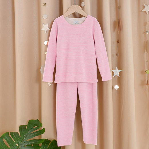 【羊毛蚕丝，一触即热的温暖】儿童羊毛蚕丝保暖内衣中高领男女童睡衣家居加厚宝宝秋衣秋裤套装优异的透气性和柔软度，让孩子们在秋季享受舒适自在的穿着体验 商品图3