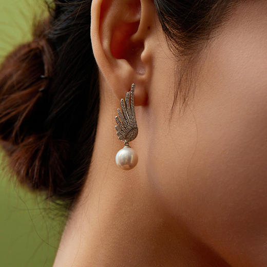 Manreya玛芮雅‘‘灵动羽翼’’爱迪生珍珠耳环 商品图3