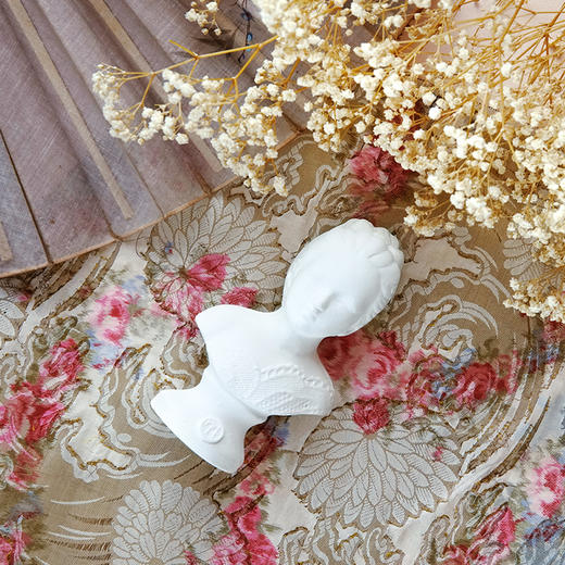 MM 优雅女神香氛石膏MM127-G 尊贵女伯爵香型
/Divine Marquise 商品图2