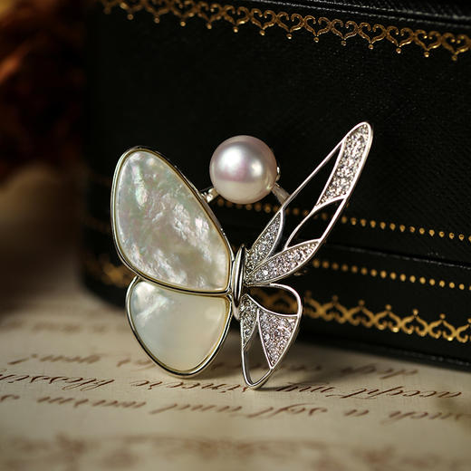 Manreya玛芮雅“秋日蝶语”淡水珍珠胸针轻奢大气高级感法 商品图5