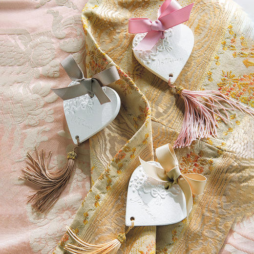 MM 告白之心香氛石膏MM527-G高贵茉莉香型
/Sublime Jasmin 商品图2