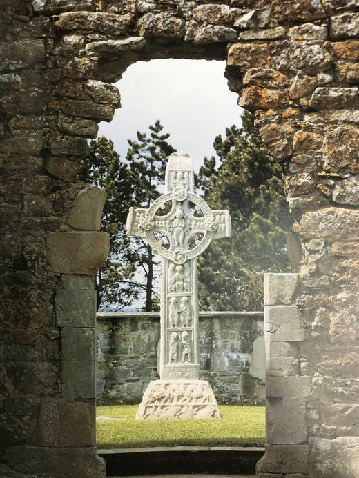 古代爱尔兰图集 数百幅彩色插图 精装大16开 商品图14