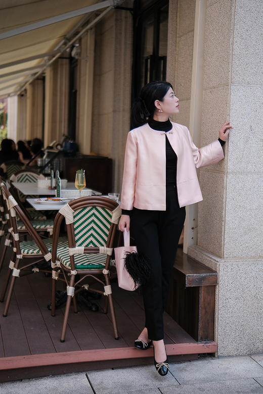 时髦精念念不忘的「芭蕾平底鞋」小香风粗花呢单鞋，鞋面粗花呢+胎牛漆皮拼接，垫脚加厚羊皮套包工艺，Q弹柔软踩s感，兼具优雅与休闲舒适，防滑好走！（少量现货） 商品图6