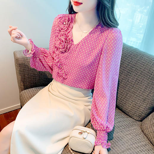 AHMlsyj7600玫瑰红色洋气减龄衬衫女2023秋季新款法式小众设计感印花长袖上衣 商品图2