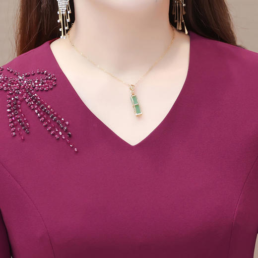 QYM-LRX-JDN8831-1-Y,紫红连衣裙秋季新款钻花中长裙2023年优雅女装中长款开衩A字裙 商品图4