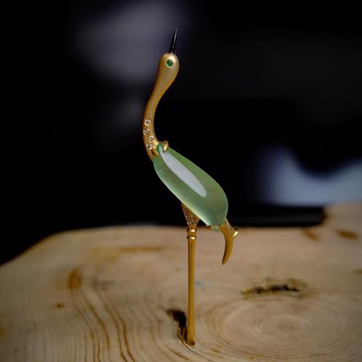 【鹤望】18k镶嵌翡翠胸针 商品图2