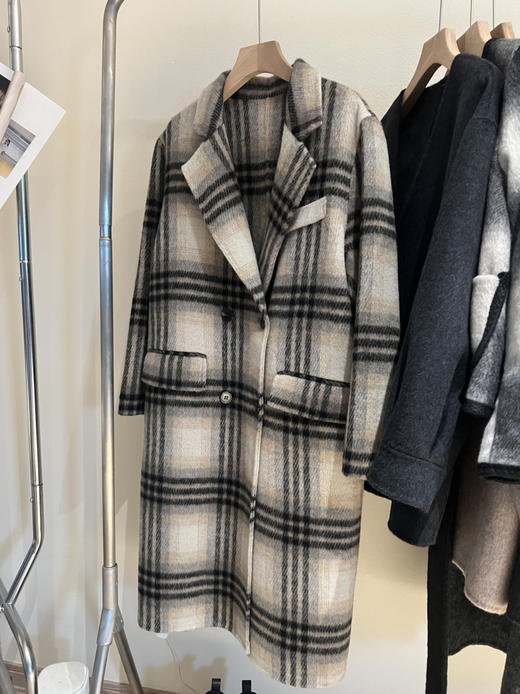 高定版复古格纹拼色大衣 商品图6