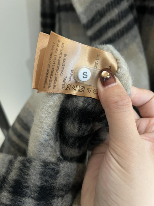 高定版复古格纹拼色大衣 商品图8