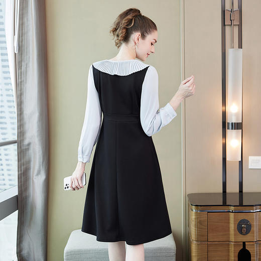 奢姿2025年秋季新款大码女装压褶荷叶领时尚裙子胖妹妹拼接连衣裙9933891155 商品图3