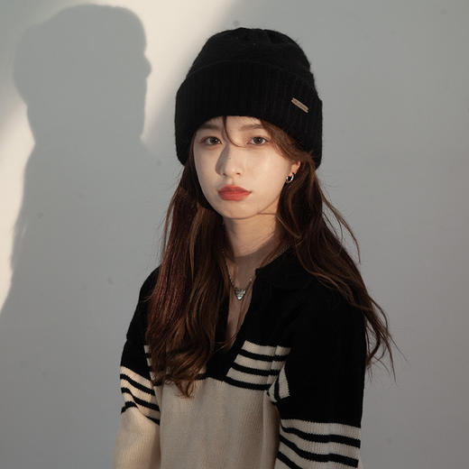 【冬日必备！大头围毛线帽子】秋冬羊毛混纺冷帽潮百搭灰色宽松保暖针织帽女，灰色宽松设计，给你的造型增添时尚感。ry 商品图3