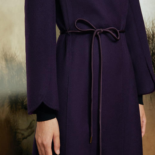 玳莎2023冬季新款羊绒双面呢大衣纯色轻奢收腰显瘦V领中长款外套  DD39307 商品图2