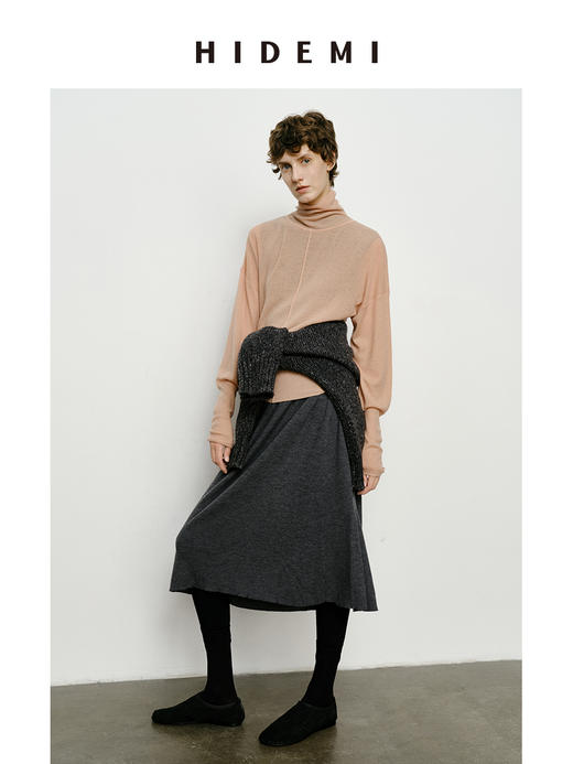 HIDEMI 美利奴羊毛极简设计感高领拼缝式廓形毛衣 裸粉色/黑色 商品图2