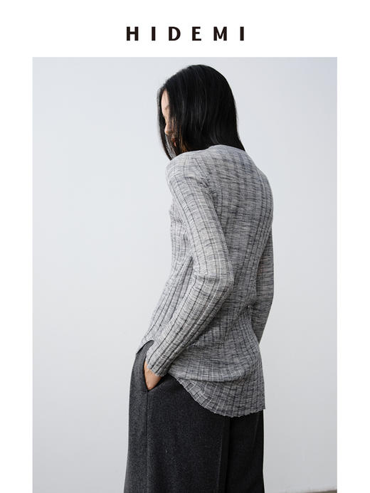 HIDEMI 极细美利奴羊毛花纱设计感前短后长开衩针织毛衣 花灰色/黑色 商品图7