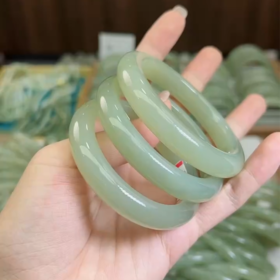 和田玉晴水手镯