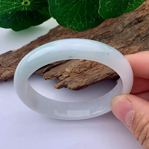 派瑞翡翠 翡翠手镯 糯种 飘花 商品图2