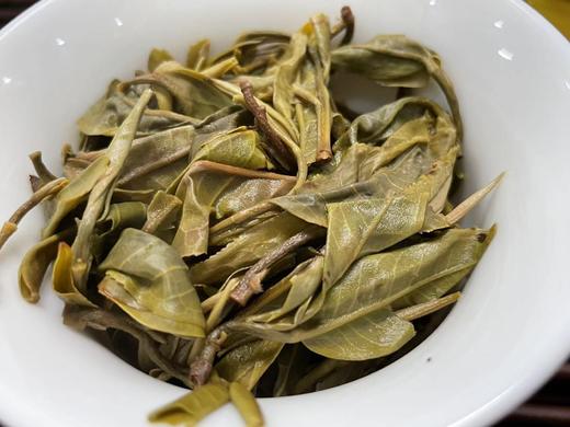 三人行 普洱生茶 单株妖茶 广别老寨 150克 （三两装） 商品图7