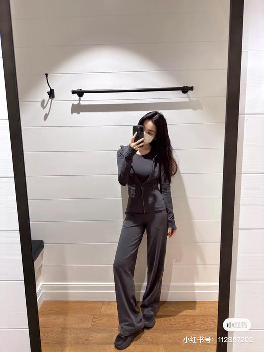 【断码 清仓 凑单】原厂原面料 立领和连帽2款 一起清仓 立领拉链有换辅料 连帽原配未替换 LU家瑜伽服 面料超级舒服 可儿都是自留的 商品图11