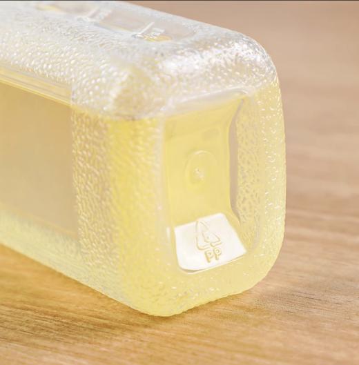 尖叫油瓶醋瓶     控量调料瓶挤压油壶塑料家用厨房专用喷油瓶 商品图3