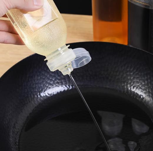 尖叫油瓶醋瓶     控量调料瓶挤压油壶塑料家用厨房专用喷油瓶 商品图2