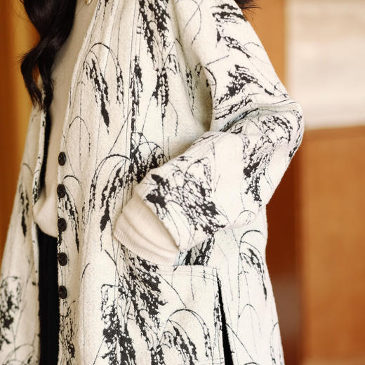 绽放664朵/獨特设计感芦苇提花大V领高级自然文艺气质羊毛外套 商品图3