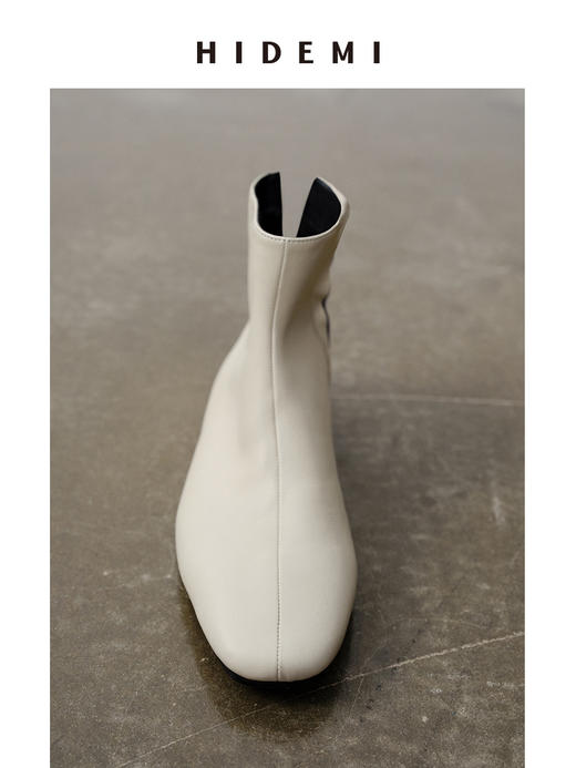 HIDEMI 弹力牛皮方圆头平底短靴 白色/黑色 商品图1
