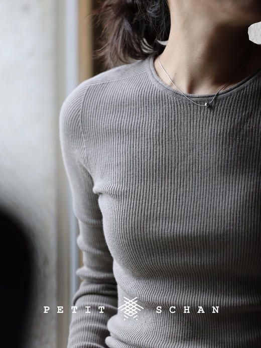 【经典款】PETIT SCHAN小闪 CLO#128 H₂O 水 日本岛精无缝半高领高支超细美丽诺纯羊毛坑条基础打底针织衫 商品图9