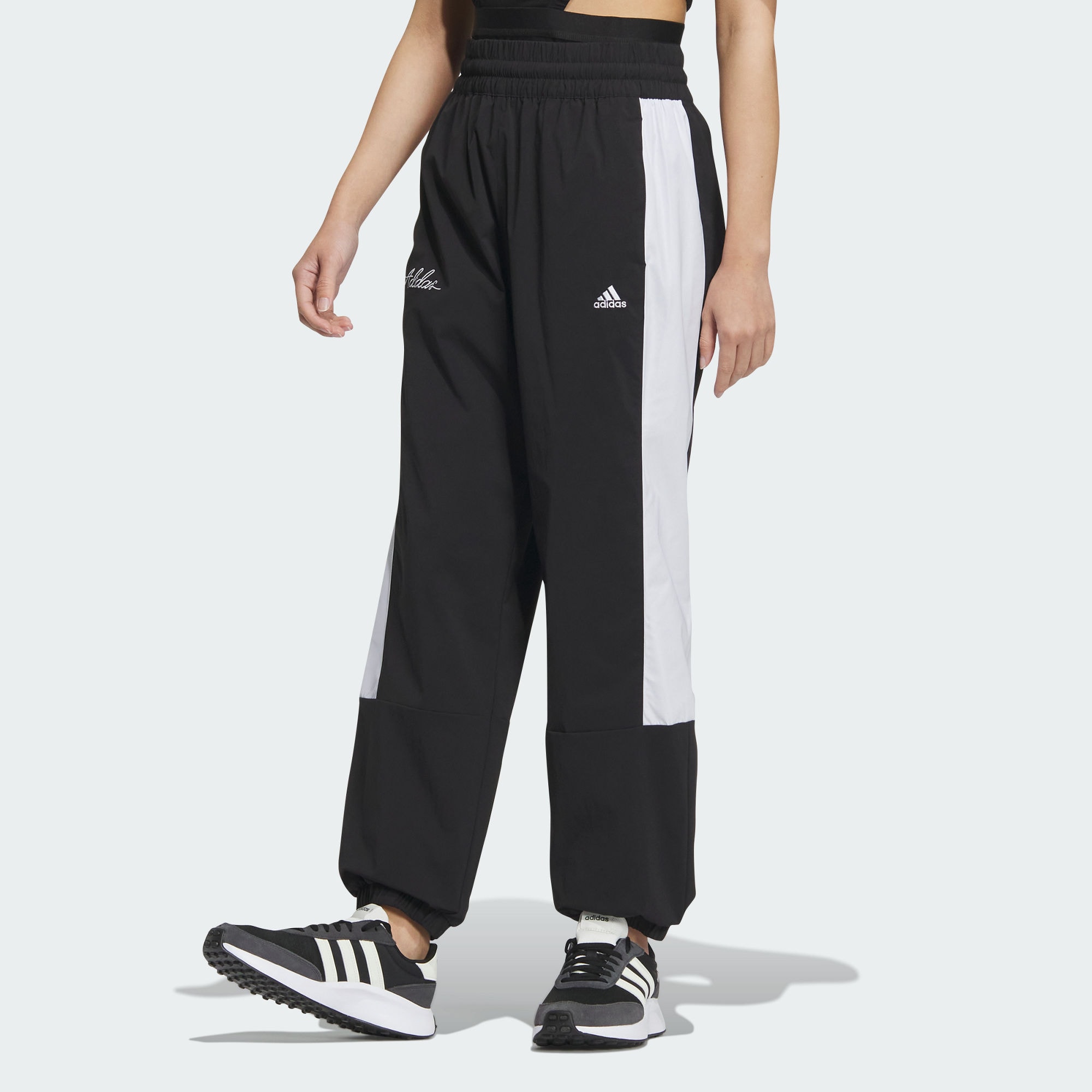 Adidas阿迪达斯SPORTSWEAR WOVEN PANTS 束脚运动休闲裤IP0741