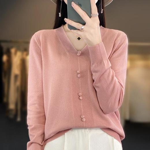 时尚2023秋季风气质丝光棉套头V字领常规毛衣女式针织衫厂家批发 商品图2