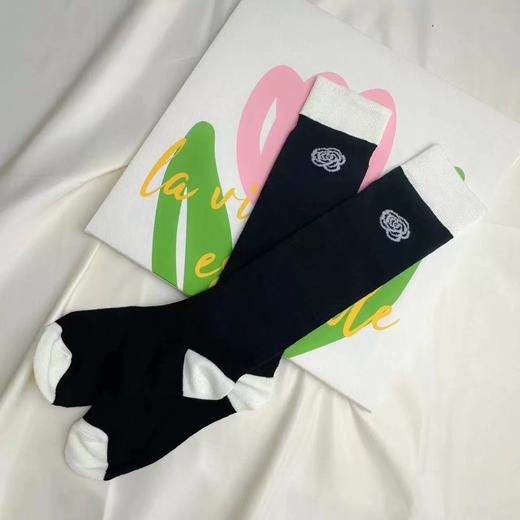 【19.9/任选2件，少拍不发货！】小香风黑白山茶花长袜简约百搭学院风森系少女四季款小腿袜ins潮 商品图6