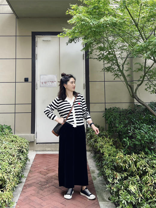 吐血推荐| 鎏金丝绒 超垂显瘦高腰直筒阔腿裤+半裙【包邮+三天无理由退huan】 商品图3