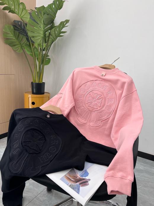 点此购买 克罗心秋季男女款圆领卫衣 83 268577 商品图2